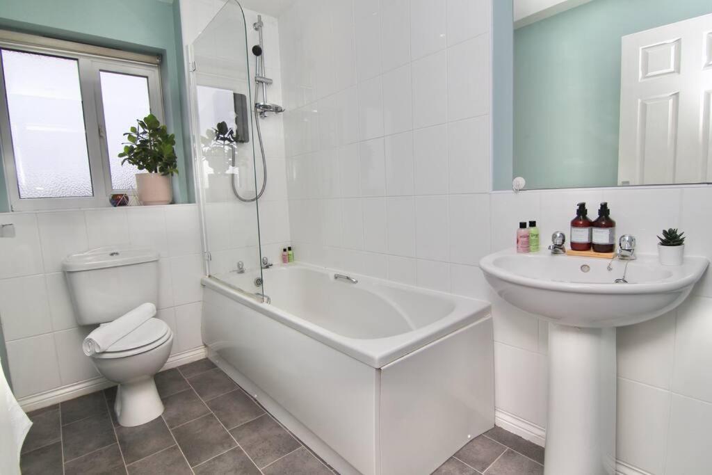 Daimler House - Cosy Home Near Coventry City Centre 外观 照片