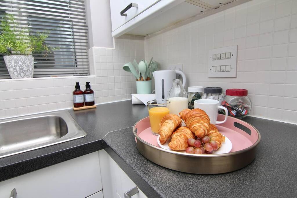 Daimler House - Cosy Home Near Coventry City Centre 外观 照片