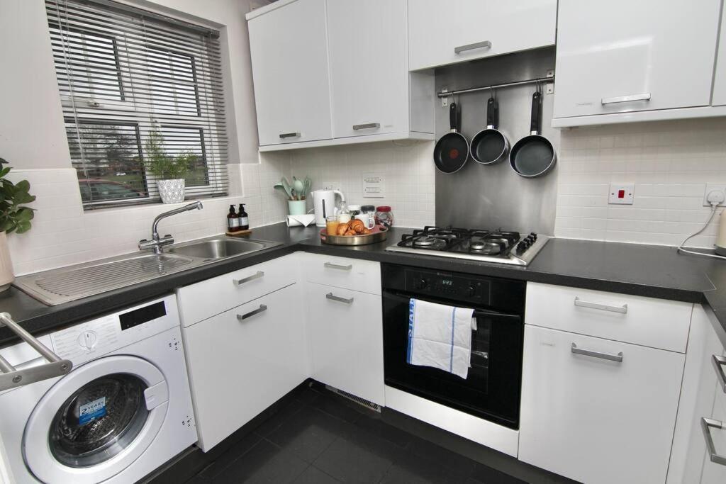 Daimler House - Cosy Home Near Coventry City Centre 外观 照片