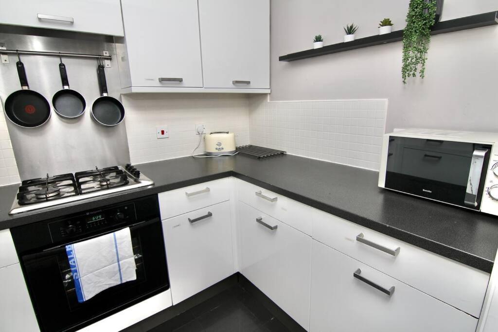 Daimler House - Cosy Home Near Coventry City Centre 外观 照片