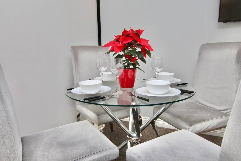Daimler House - Cosy Home Near Coventry City Centre 外观 照片